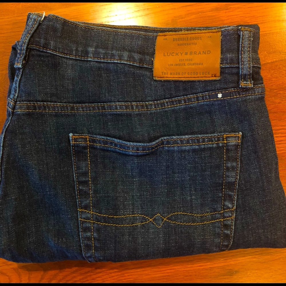 Lucky Brand blue jeans, size W40/L30.